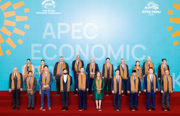 Xi Jinping Attends the 31st APEC Economic Leaders' Meeting and Delivers Important Remarks